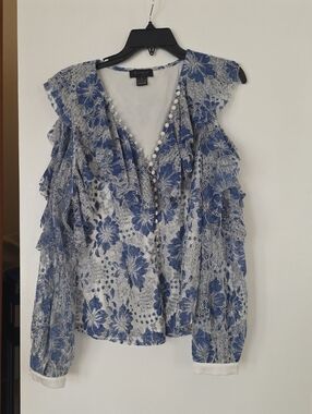 Gracia Blue and White Floral Ruffle Blouse